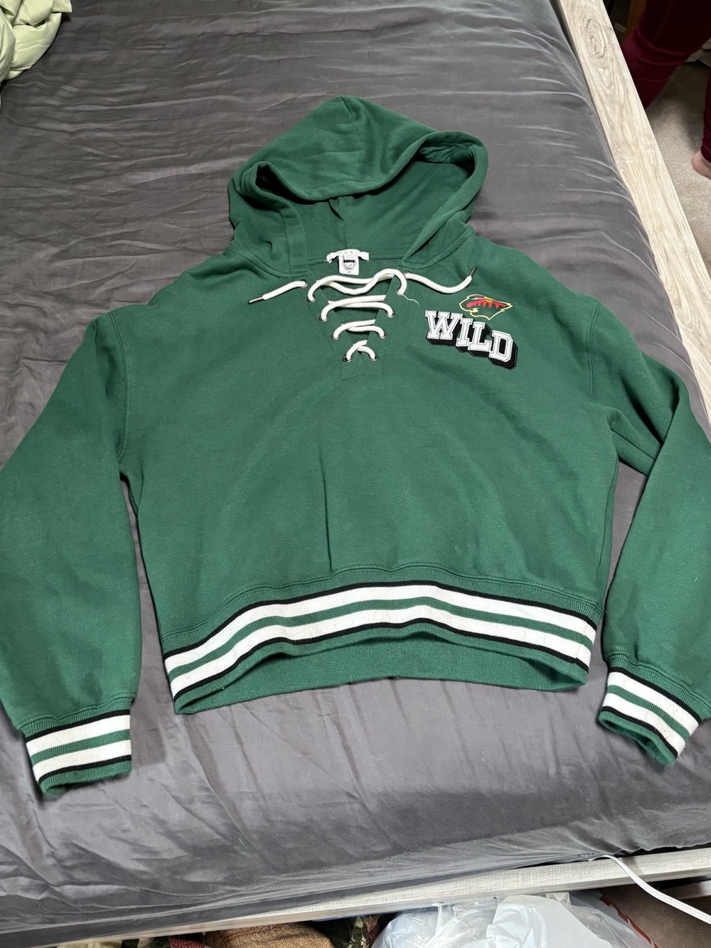 MN Wild Lace-Up Green Hoodie